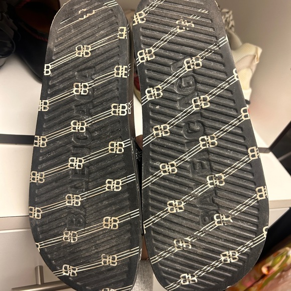 Balenciaga pool slides - Picture 2 of 3